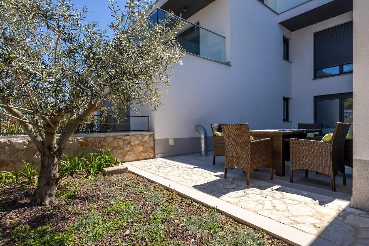 Apartments Olea Mali Lošinj Hırvatistan